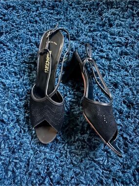 Vintage suede heel